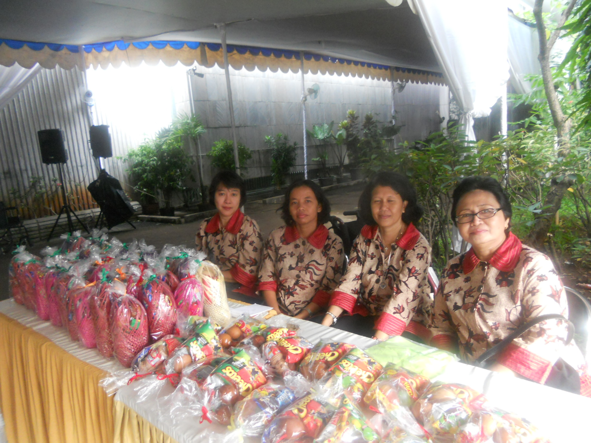Penjualan Telur Paskah