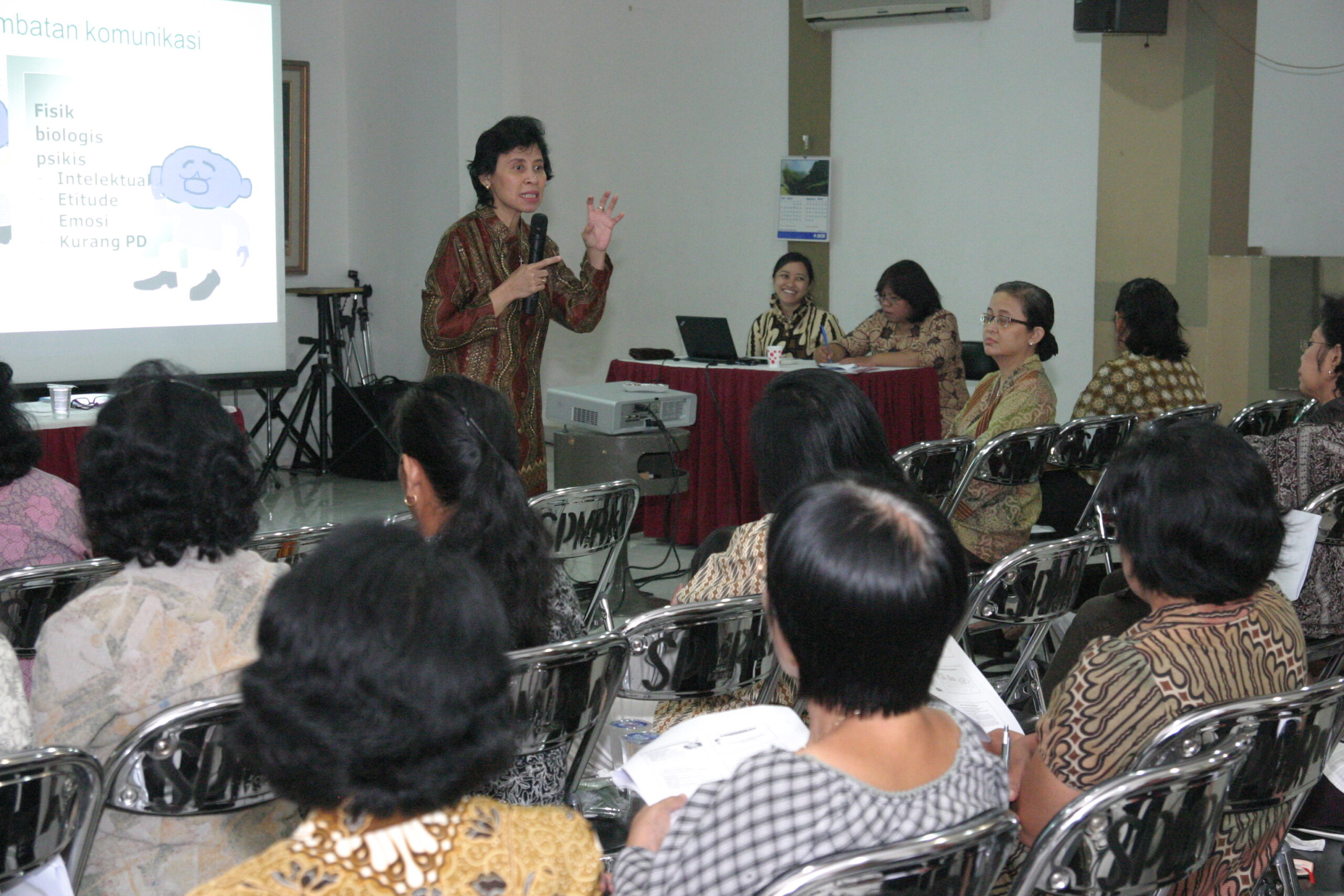 Seminar PKO: Komunikasi yang Efektif