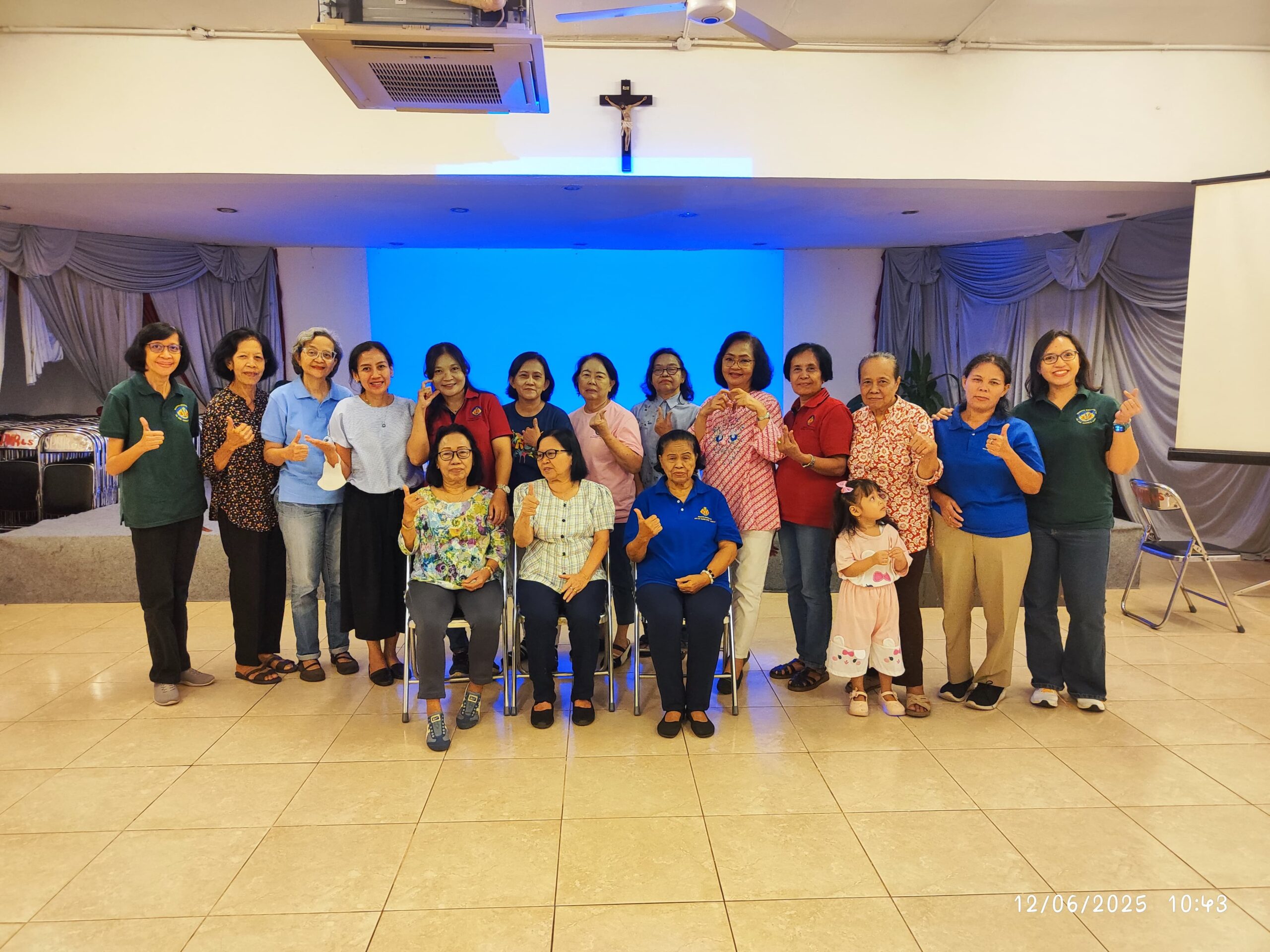 Pertemuan Bulanan                      Wanita Katolik RI                          Cabang Santa Perawan Maria Ratu Blok Q